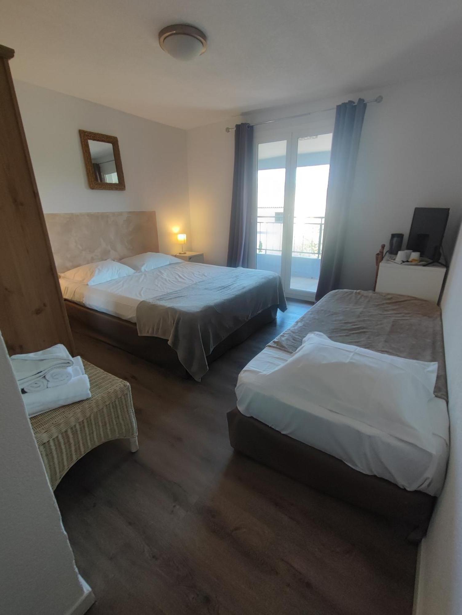 Hotel L'Aiglon Bylitis Porto-Vecchio  Exterior foto